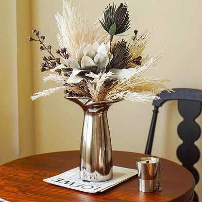 Dekorativer getrockneter Blumen-Tischschmuck