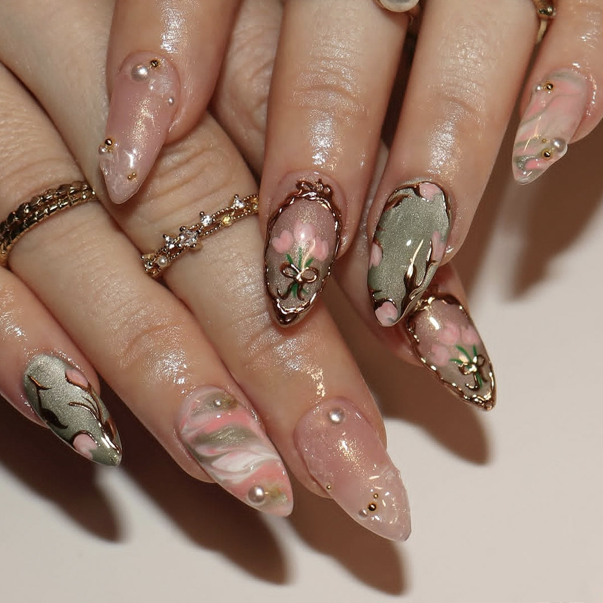 Dekoratives Künstlerisches Press-On Nagelset