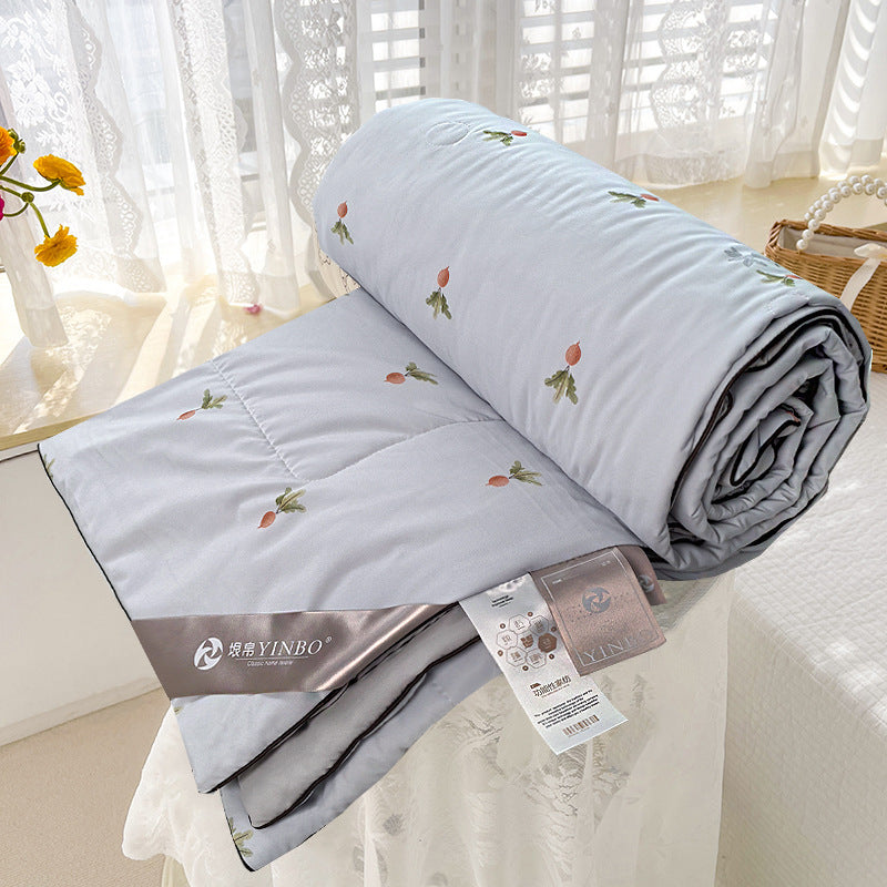 Floral gestickte Bettdecke Brehn