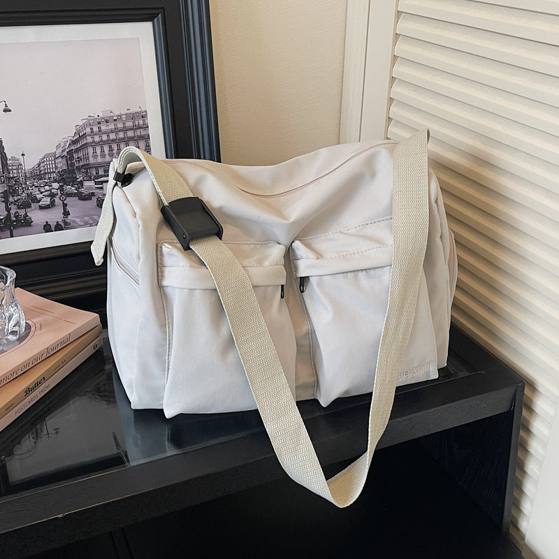 Praktische Outdoor-Reisetasche mit Mehreren Fächern Brehn