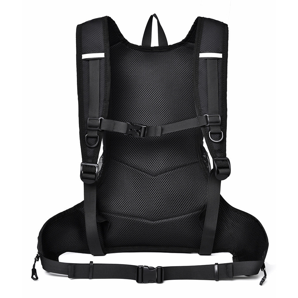 Hydration-Focused Adventure Daypack Brehn
