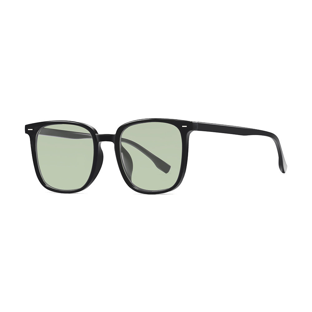 Damen Sonnenbrille im modernen quadratischen Stil mit speziellen UV-Schutzgläsern Brehn