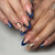 Premium Dekorativer Press-On Nagel Satz mit Gold und Blau Akzent Designs Brehn
