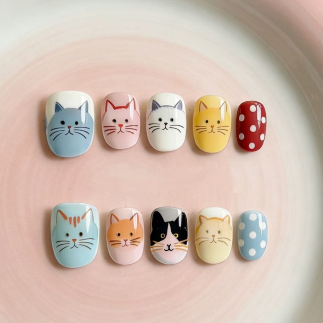 Künstlerisches katzenmotiviertes Press-On-Nagelkunstset Brehn
