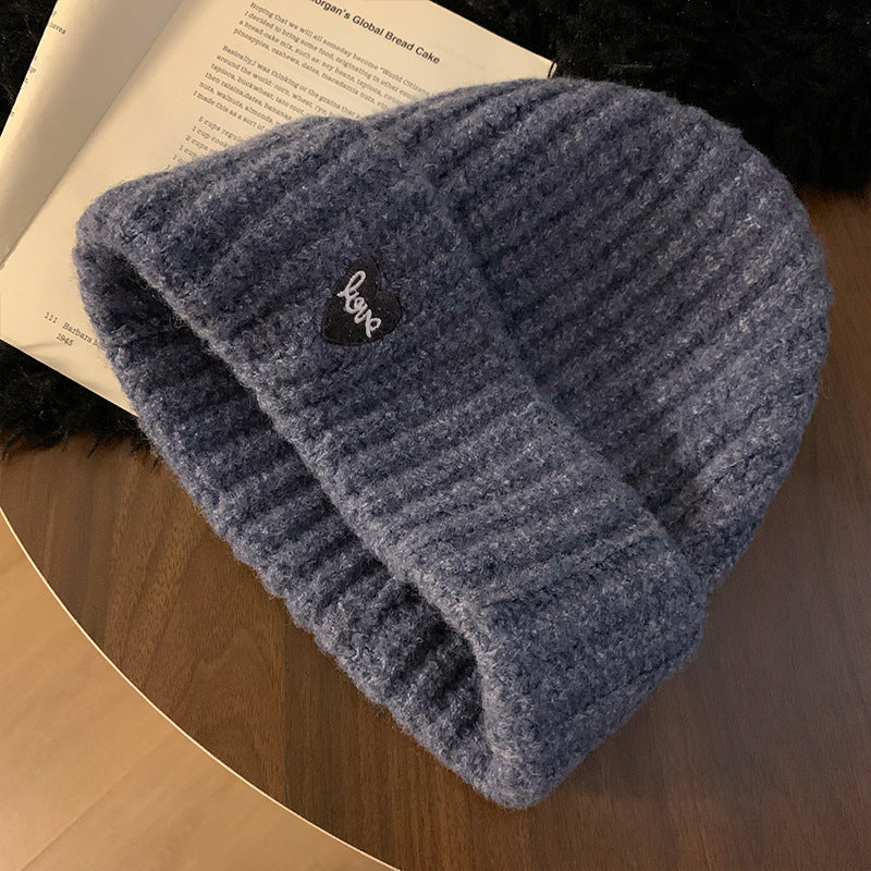 Gemütliche Strick Liebe Patch Mütze