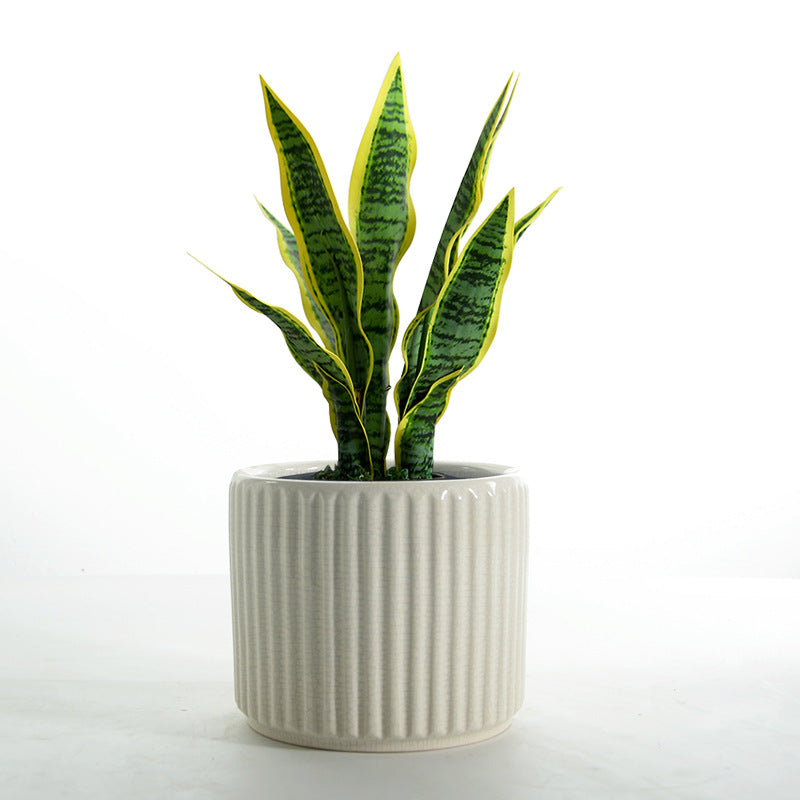 Eleganter Keramik Blumentopf mit Rillenstruktur Brehn