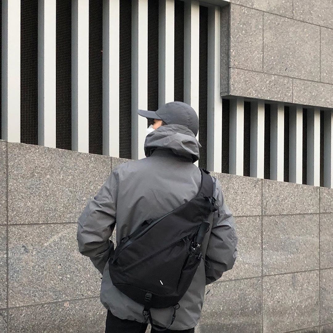 Sling-Style Reise-Rucksack Brehn
