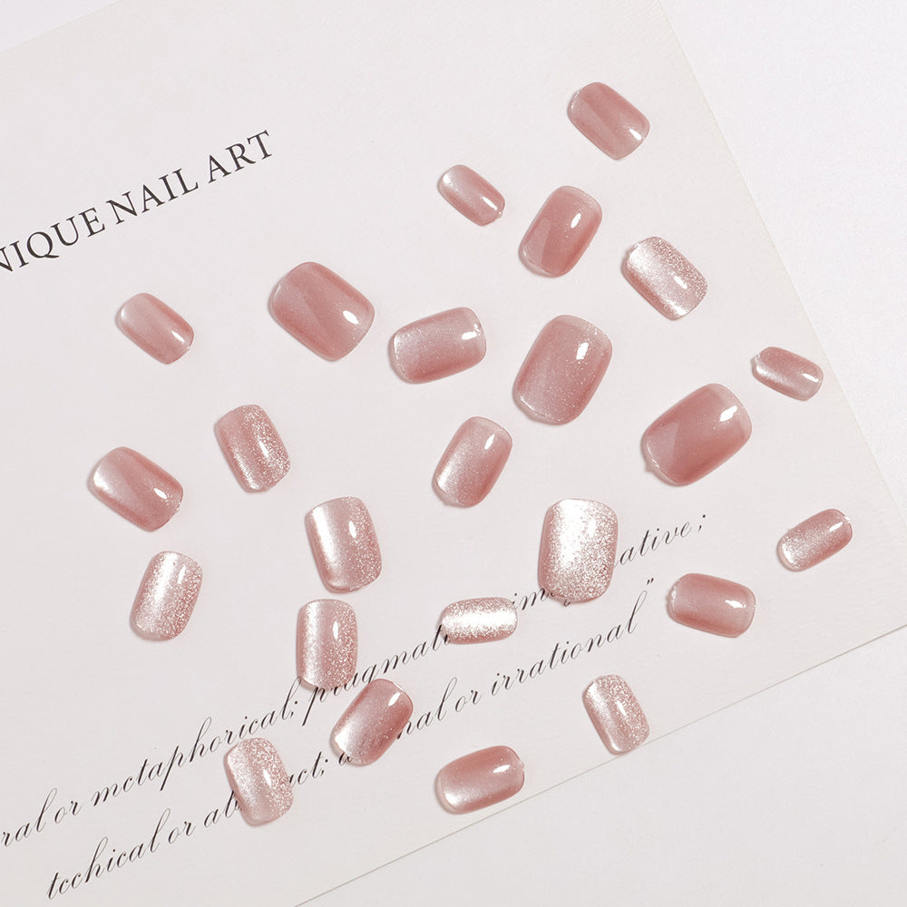 Schimmernde Press-On-Nagelkollektion Brehn