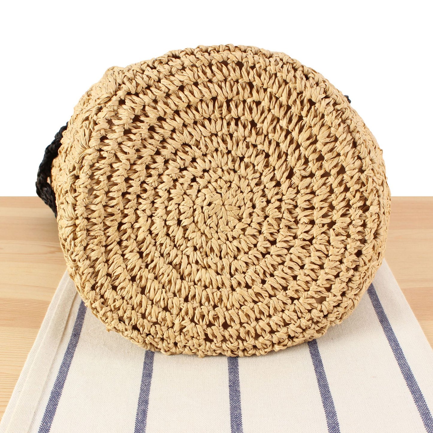 Handtasche Aus Handgeknüpftem Naturmaterial mit Floraler Applikation Brehn