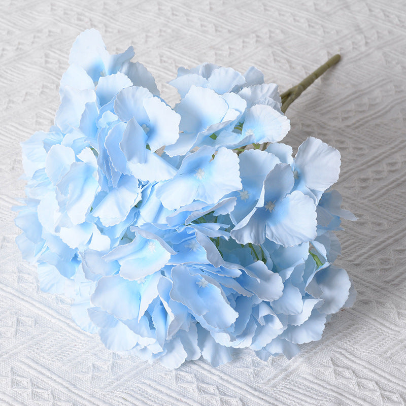 Künstlicher Hortensienblumenstrauß