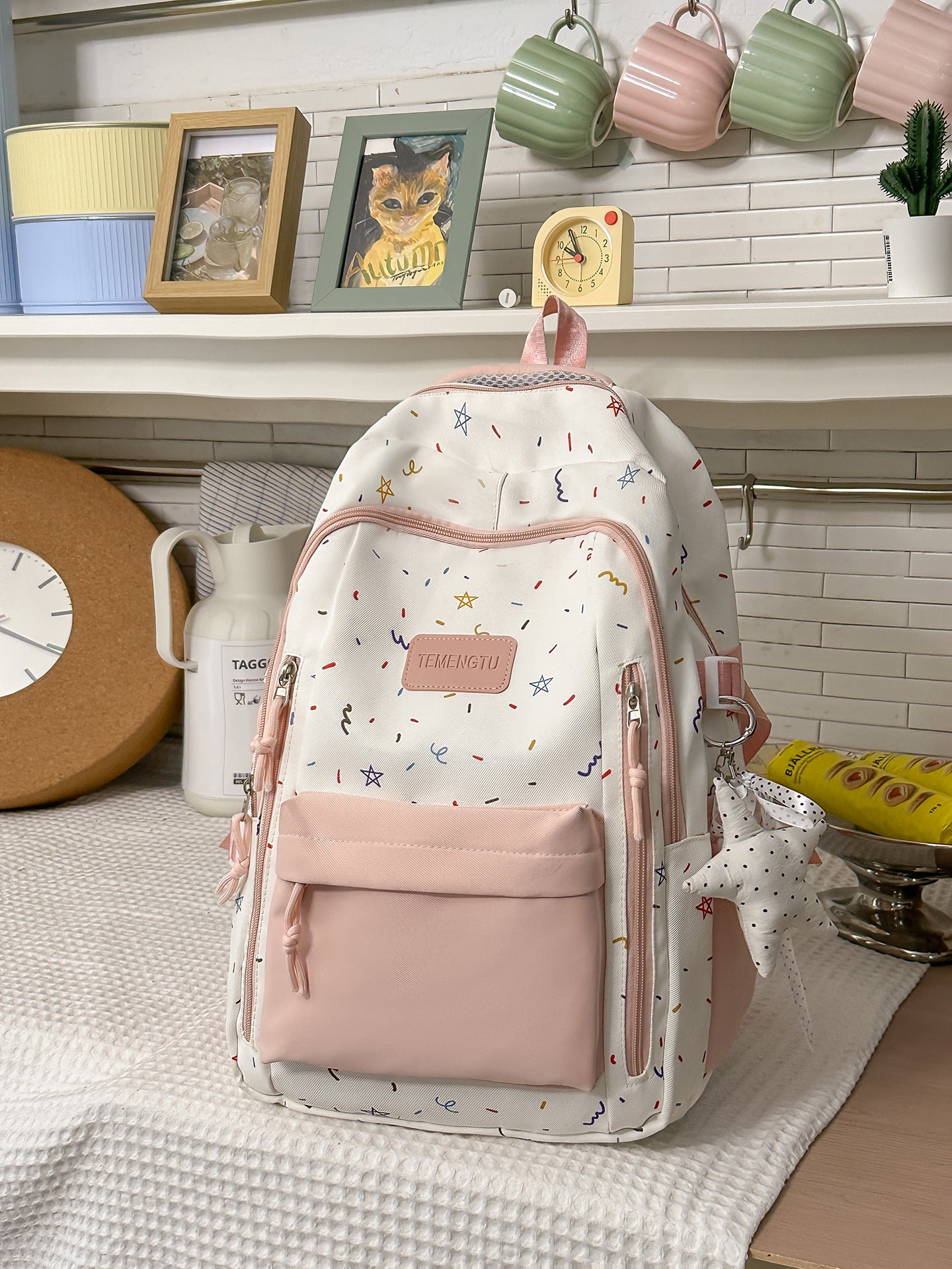 Vielseitiger gemusterter Schulrucksack