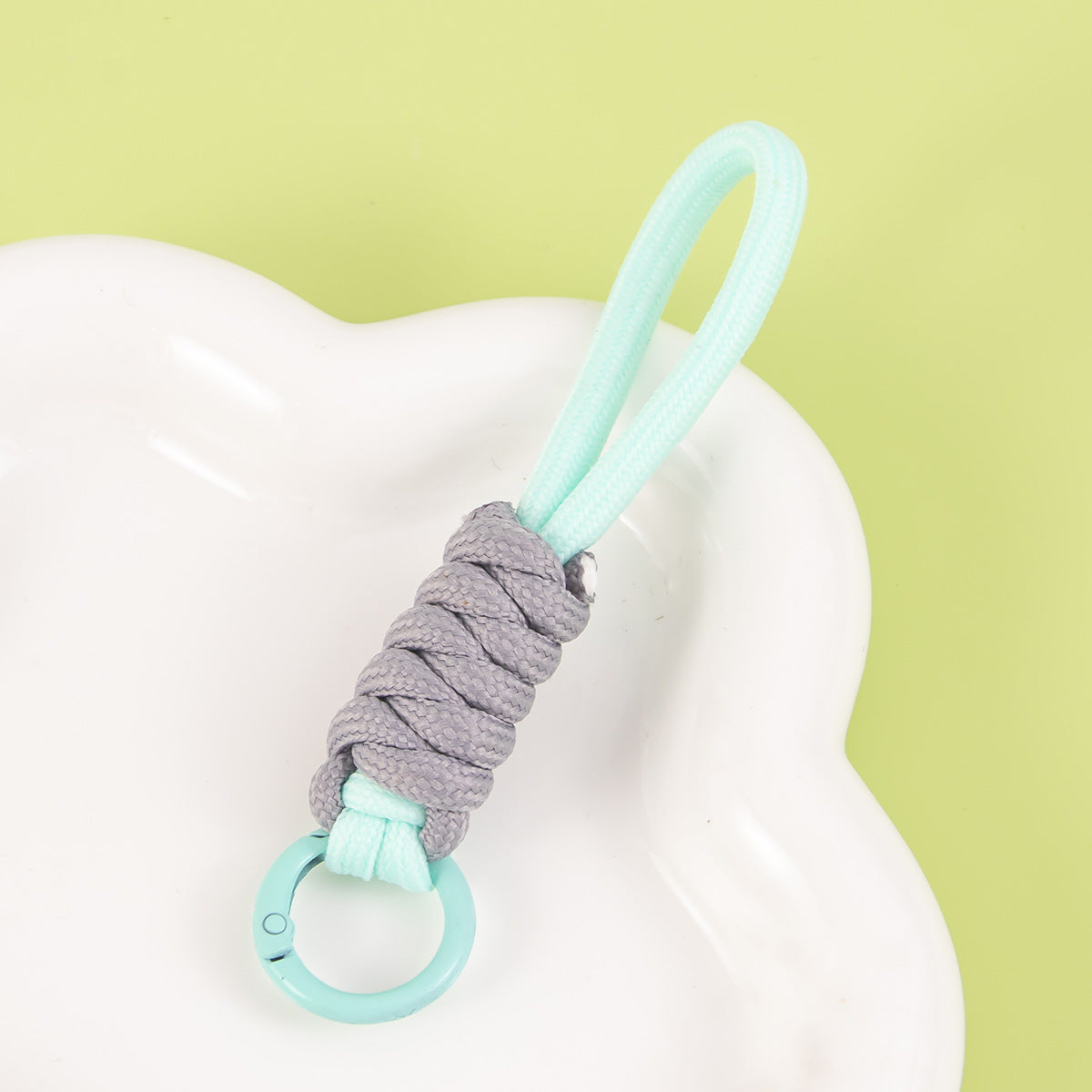 Vielseitige Paracord Schlüsselanhänger Schlaufe Brehn