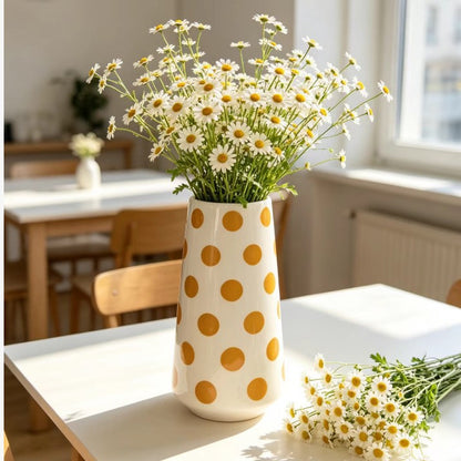 Moderne gepunktete Keramikvase Brehn
