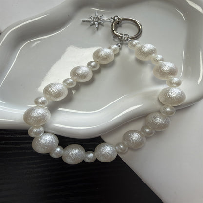 Elegante Perlen Charm Armband Brehn