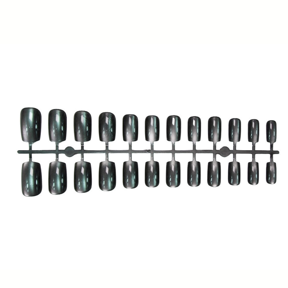 Cat-Eye Press-On Nail Set Brehn
