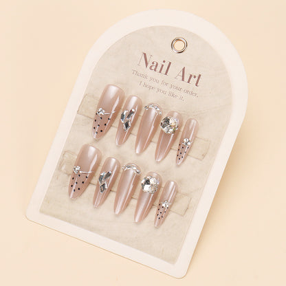 Stylische Press-On-Nageltips mit Leopardendesign Brehn