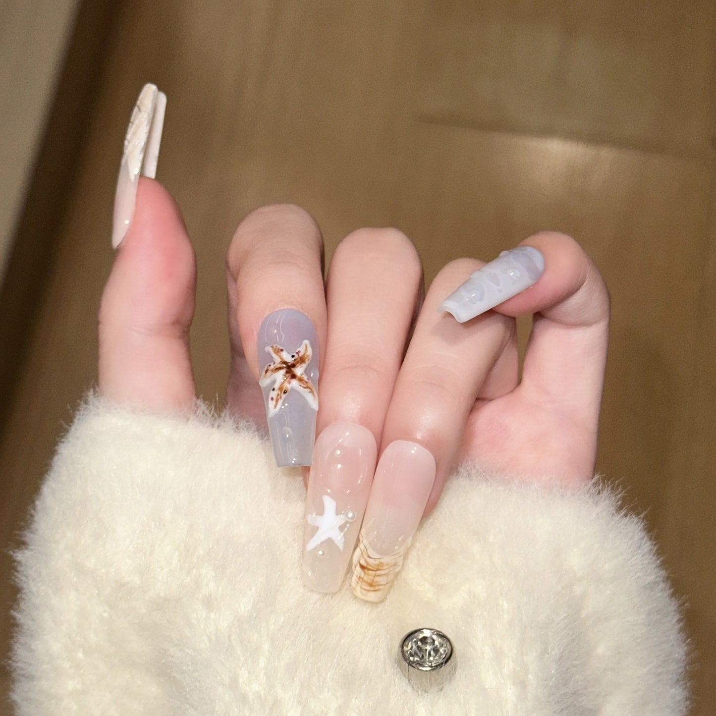 Handgefertigtes, vom Küstenleben inspiriertes Press-On Nagelset Brehn