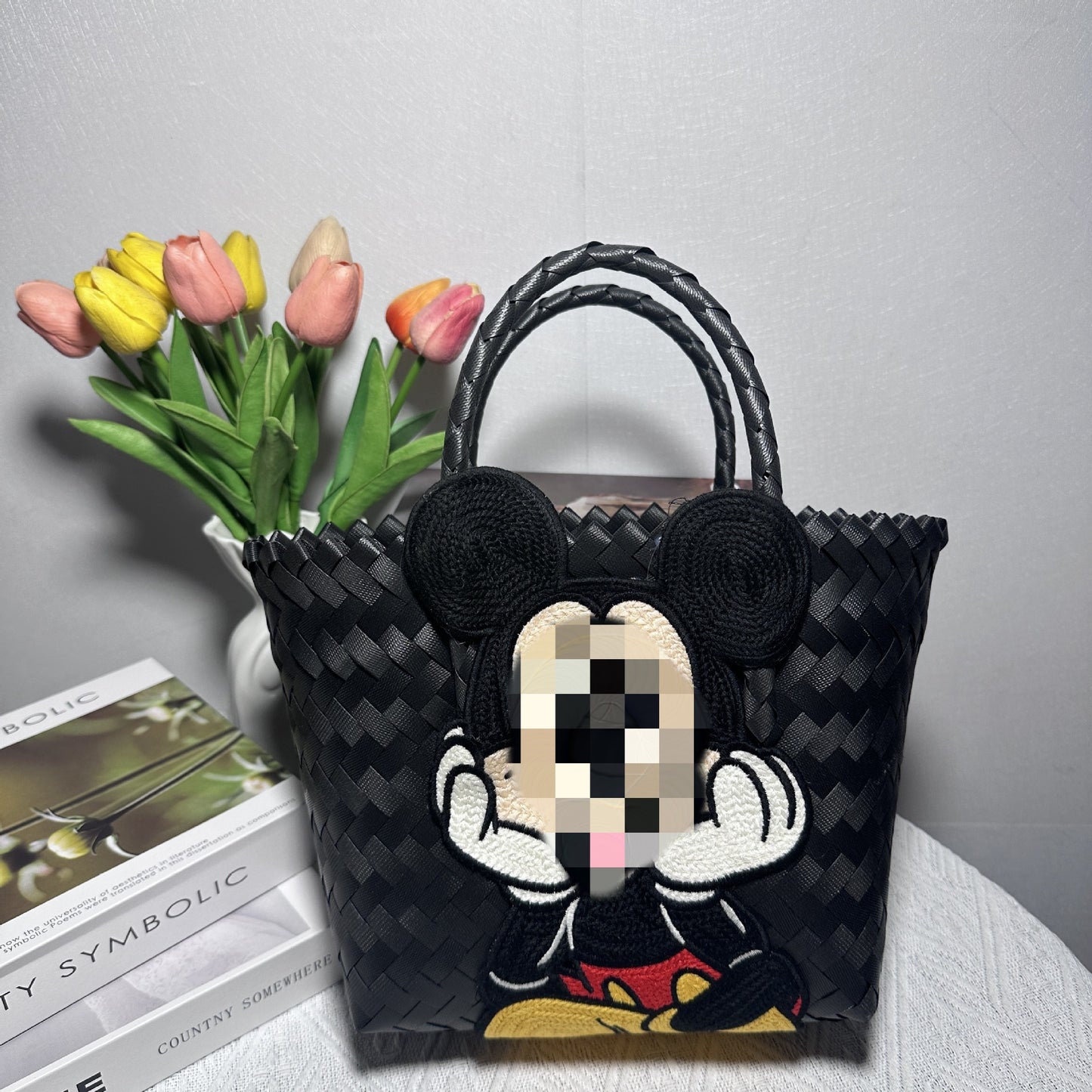 Handtasche mit Verspieltem Design Brehn