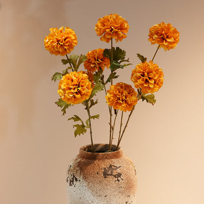 Kunstvolle Blumengestecke Brehn