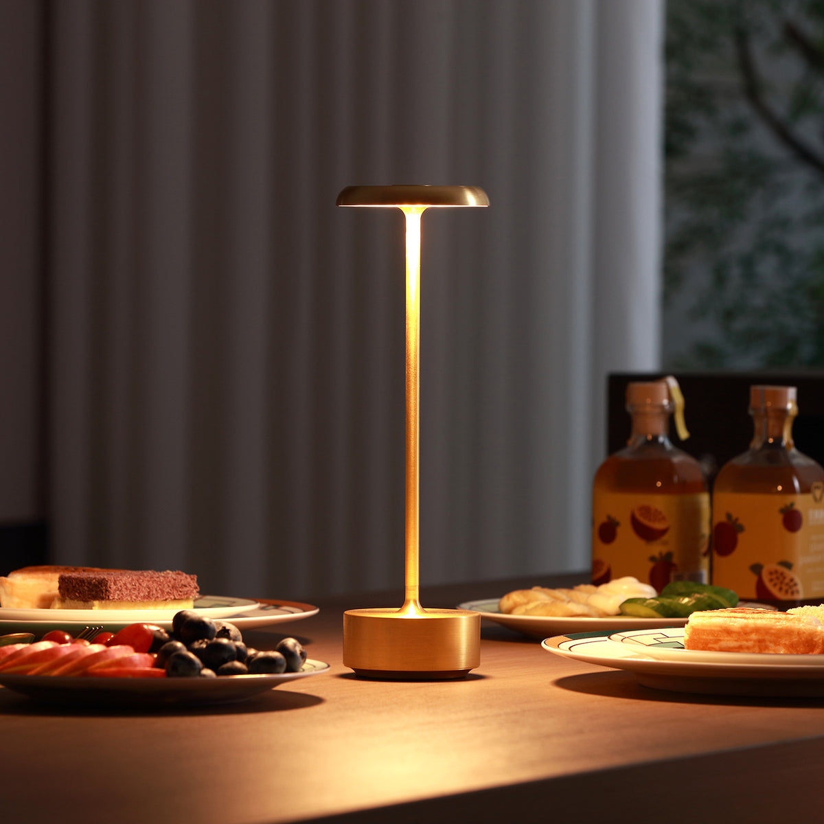 Zeitgenössische Minimalistische Tischlampe für moderne Dekoration