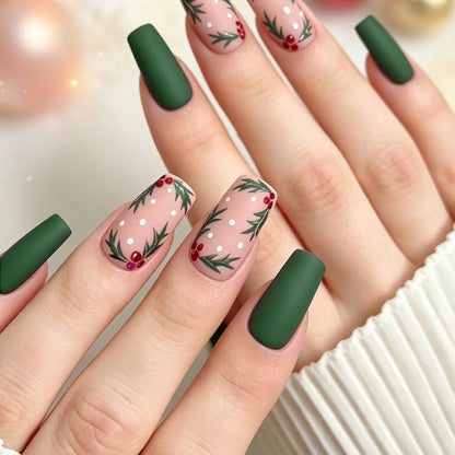 Festive Holly Nail Art Verbesserungen Brehn