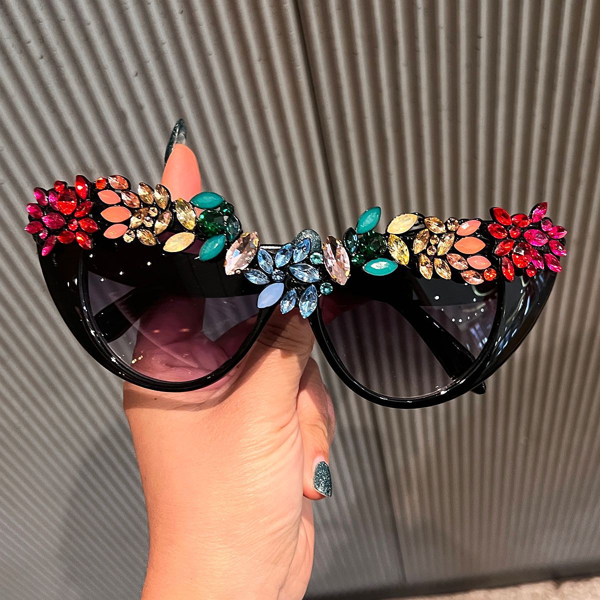 Damen Cat-Eye Sonnenbrille mit luxuriöser Kristallverzierung Brehn