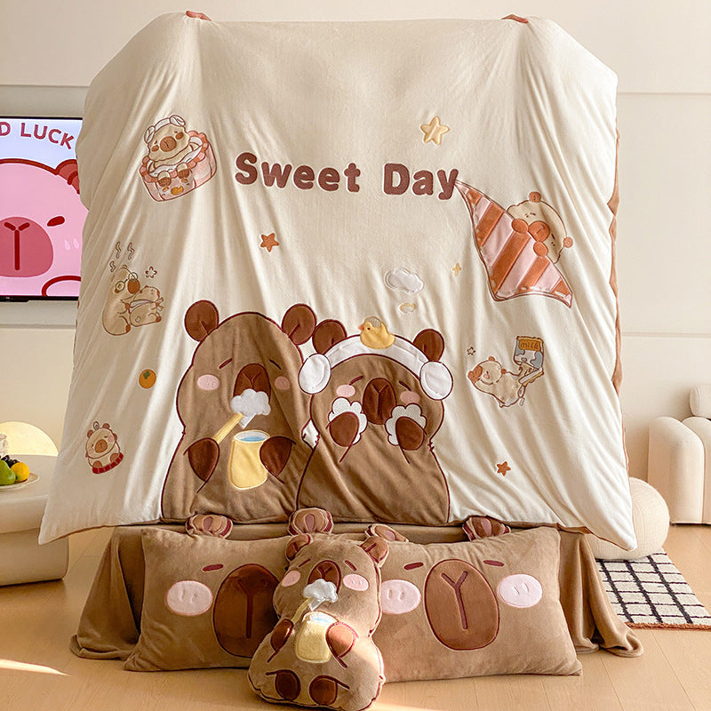 Flauschige Bettwäsche-Garnitur mit gesteppter Kuscheloberfläche, 3D-Teddy-Applikationen und wärmender Microfaserfüllung Brehn