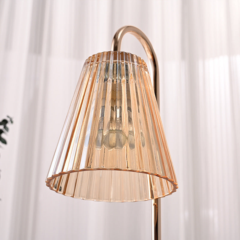 Zeitgenössische Minimalistische Tischlampe
