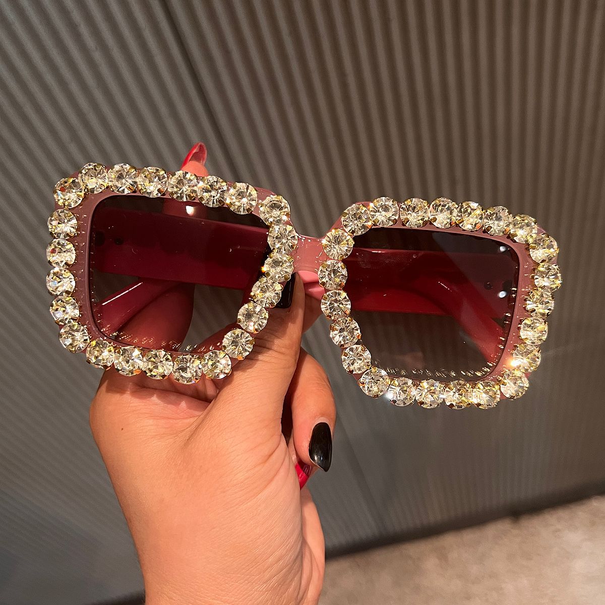 Damen Sonnenbrille mit funkelndem Kristallrahmen Brehn