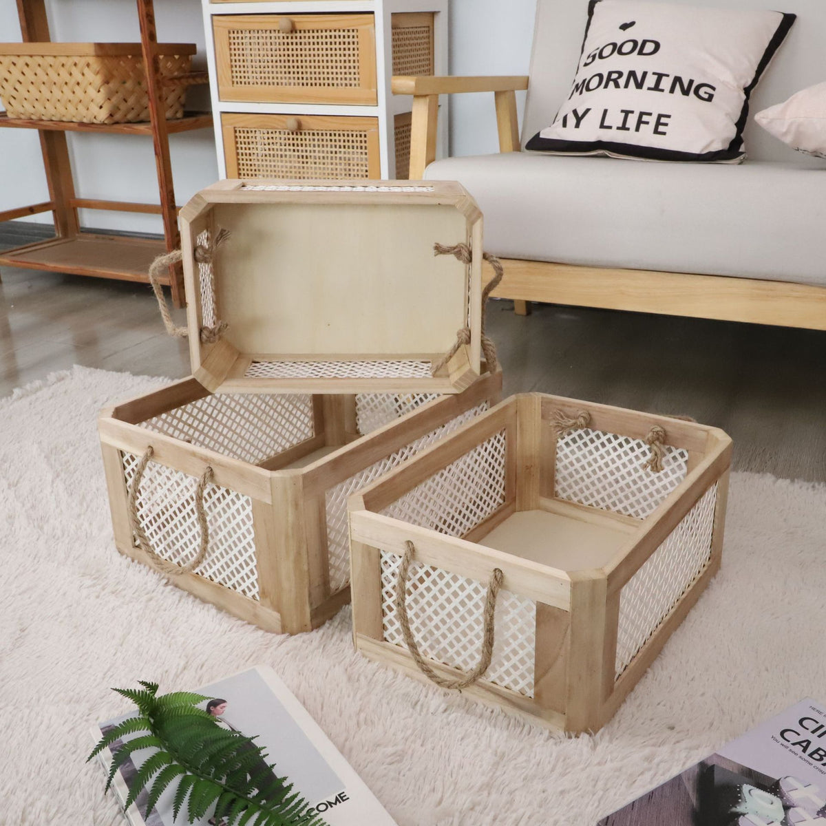 Offenes Aufbewahrungskorb mit Naturfaser und Raffia-Bedeckung