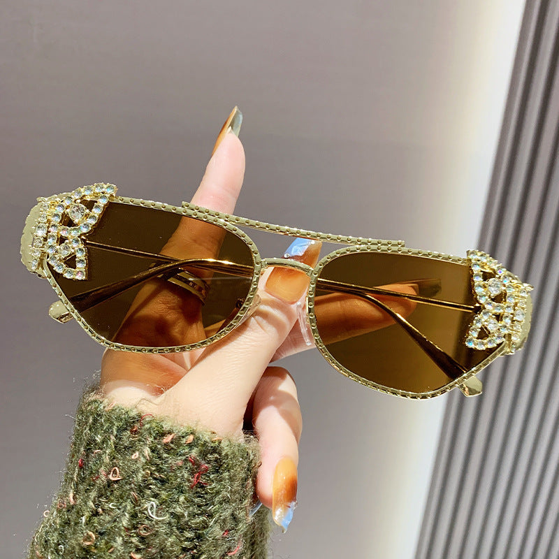 Damen Luxus Sonnenbrille mit elegantem Schmetterlings-Detail Brehn