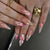 Kunstnagelset mit floralen und eleganten Designelementen Brehn