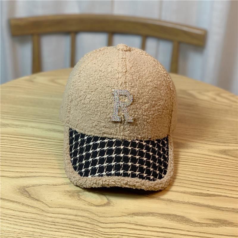 Damen Fuzzy Texturiertes Baseball Cap Brehn