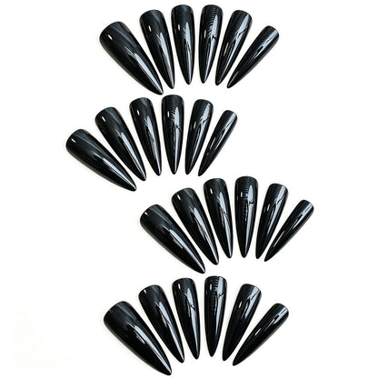Kunstnägel im stilvollen Stiletto-Design Brehn