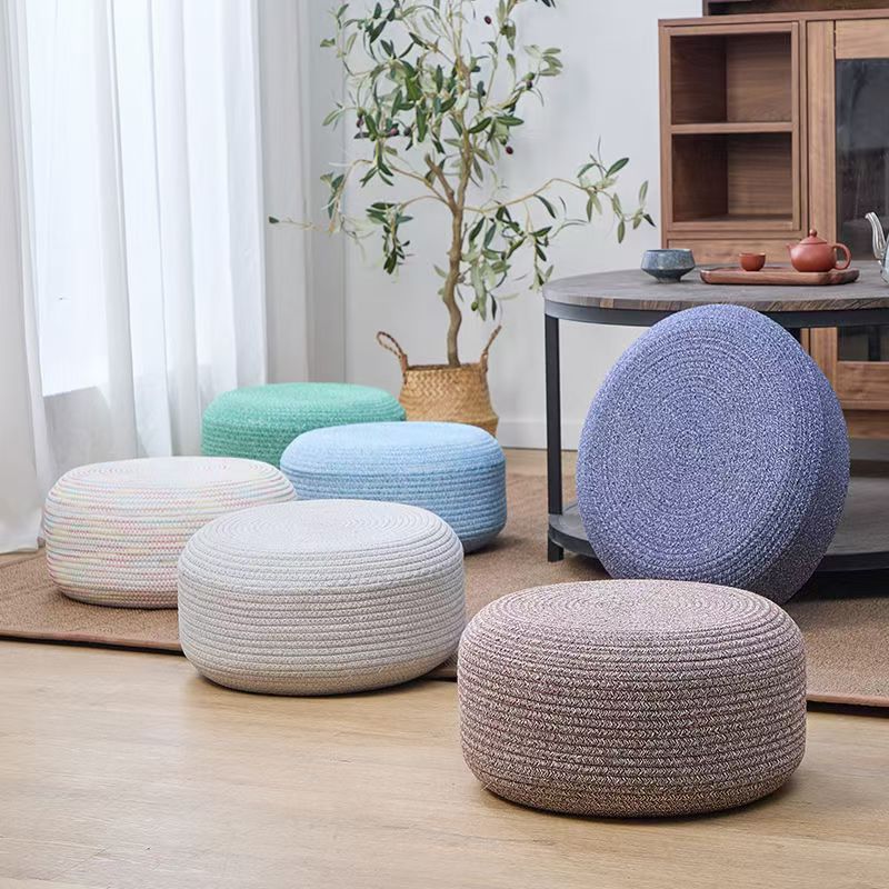 Handgefertigter Sitzpouf Brehn
