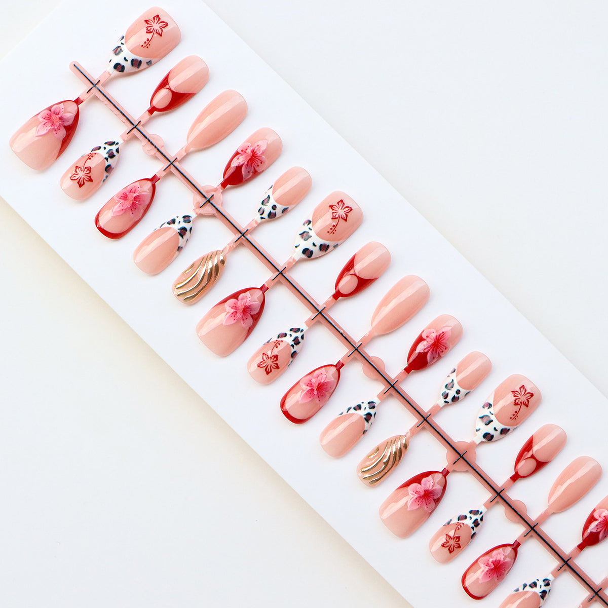Dekoratives Floral-Nagelkunst-Set
