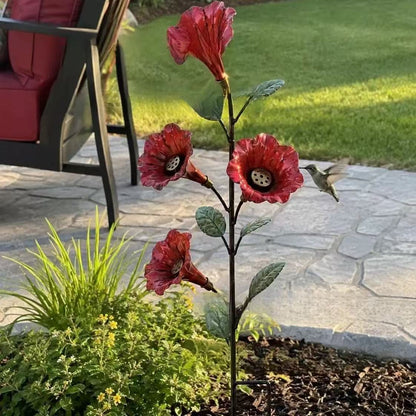 Stabiles Garten-Deko-Büschel mit Blüten und Hummingbird Brehn