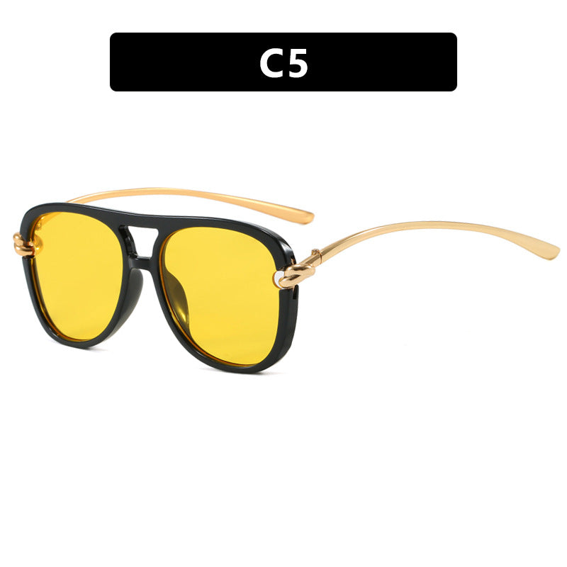 Damen sportliche Sonnenbrille mit breitem Kunststoffrahmen und UV-Schutz Brehn