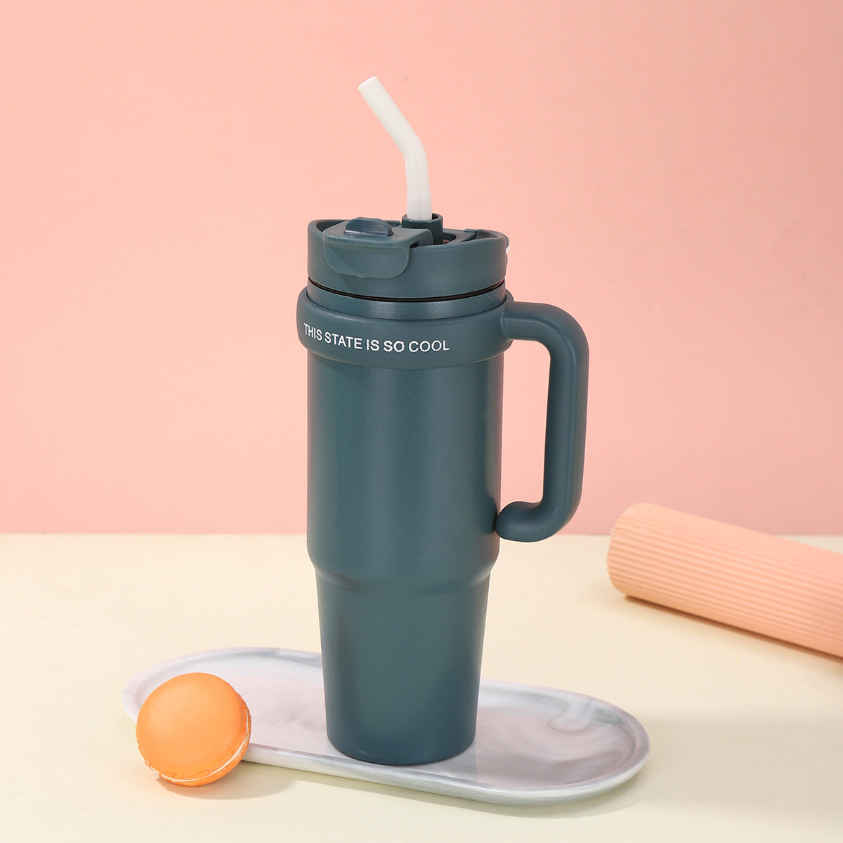 Unisex Trinkbecher mit integriertem Strohhalm Brehn