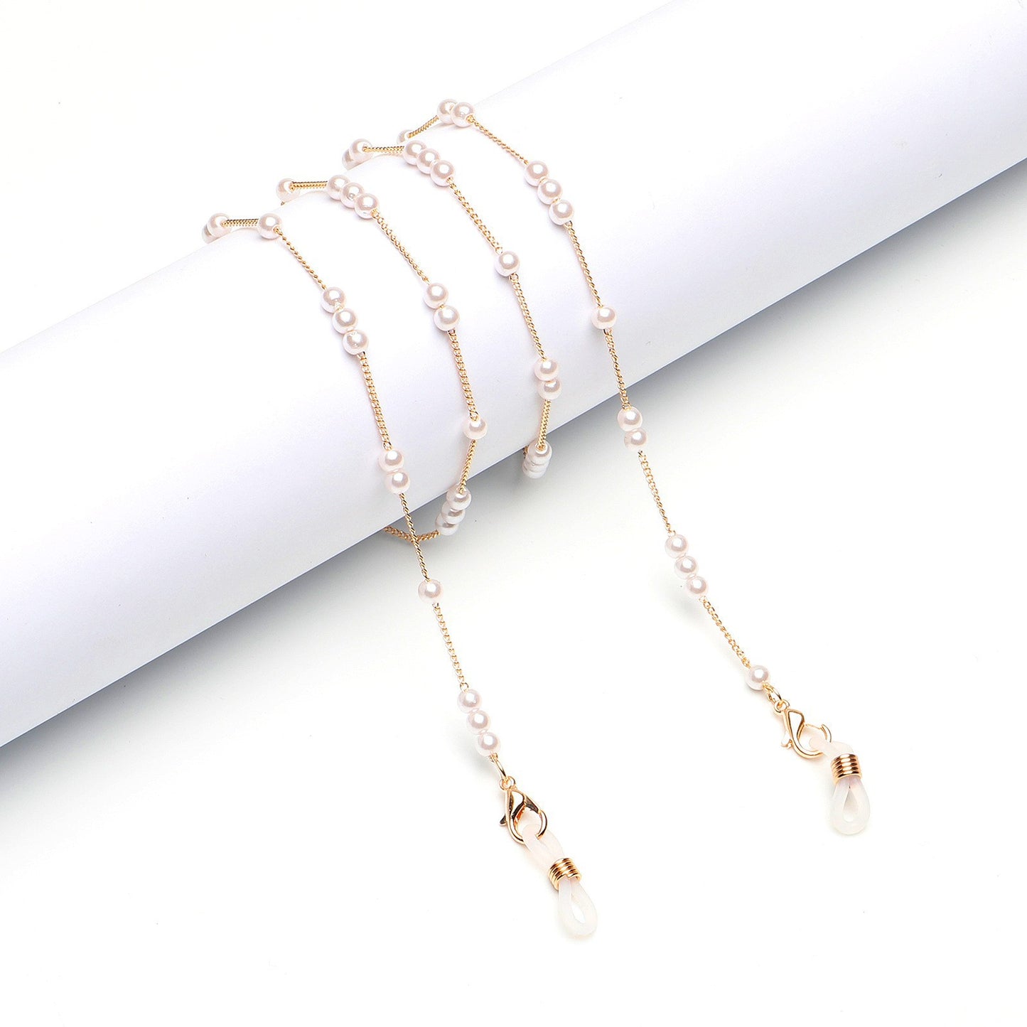 Eleganter herzförmiger Perlenkette Brillenhalter Brehn