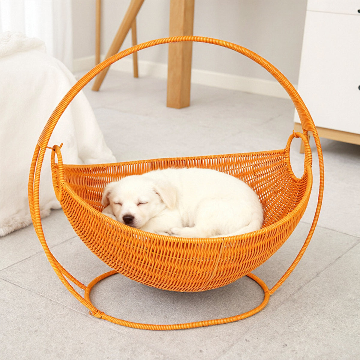 Moderner Rattan Obstschale mit Ständer Brehn