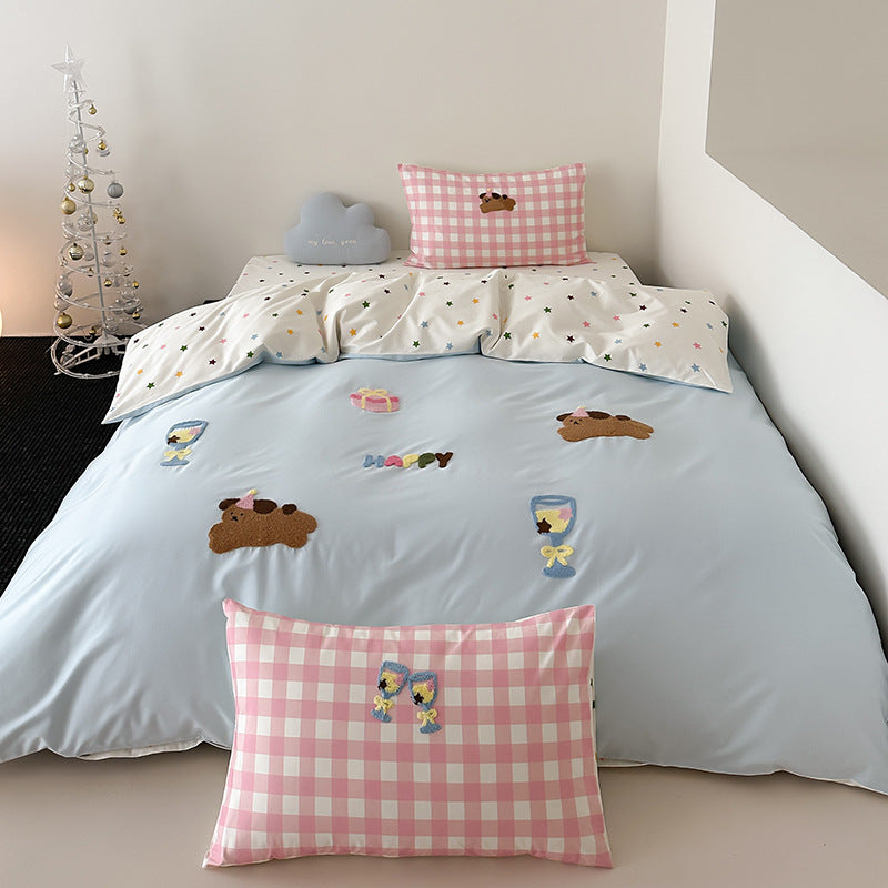 Besticktes Bunny Baumwollsatin Bettbezug-Set mit Gingham Kissenbezügen