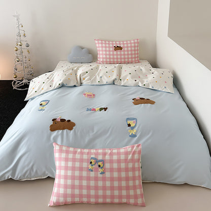 Besticktes Bunny Baumwollsatin Bettbezug-Set mit Gingham Kissenbezügen