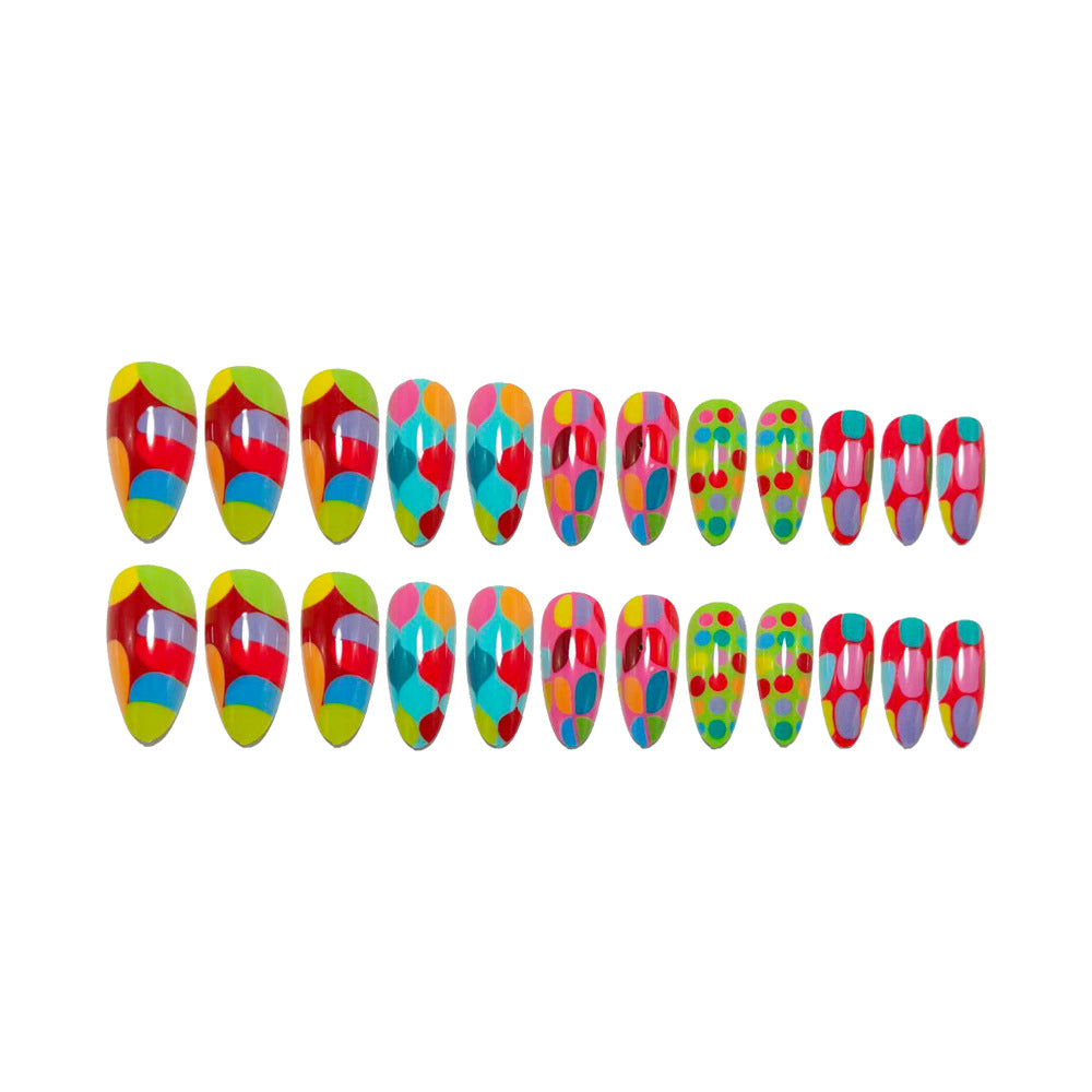 Kreatives Nageldesign Brehn