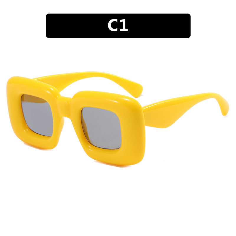 Damen rechteckige Sonnenbrille mit breitem Rahmen und schützendem UV-Filter Brehn