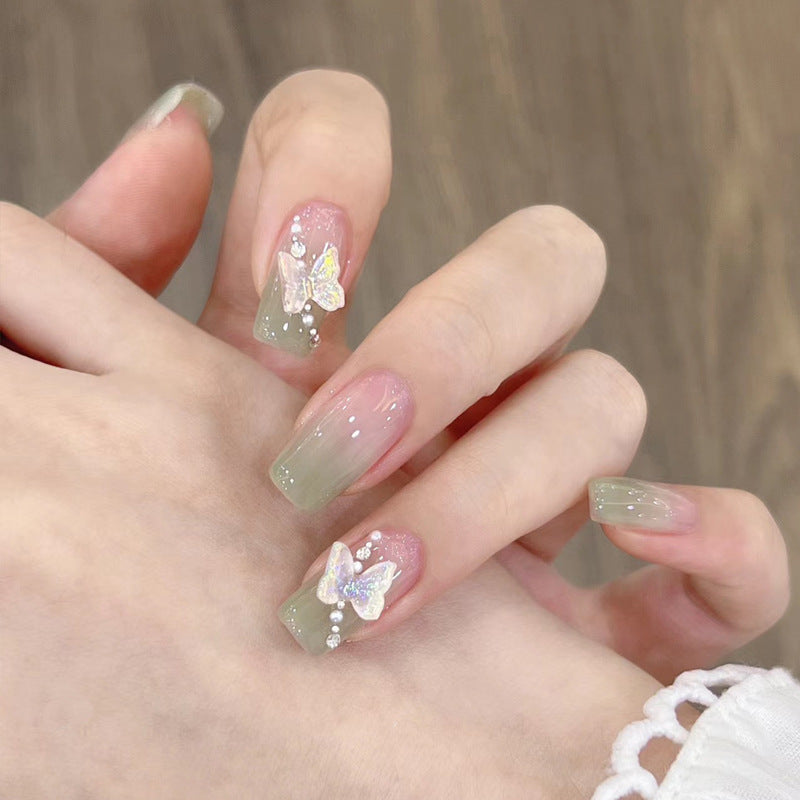 Künstliche Fingernägel mit Herz-Design Brehn