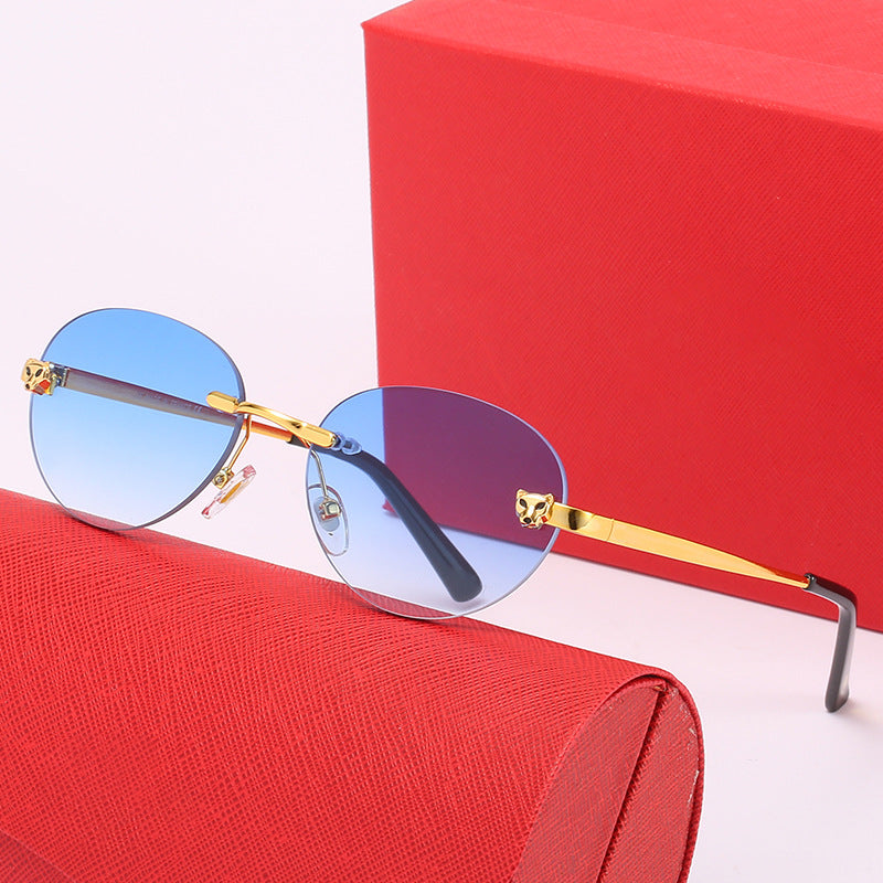 Damen ovale Sonnenbrille mit luxuriösen metallischen Akzenten Brehn