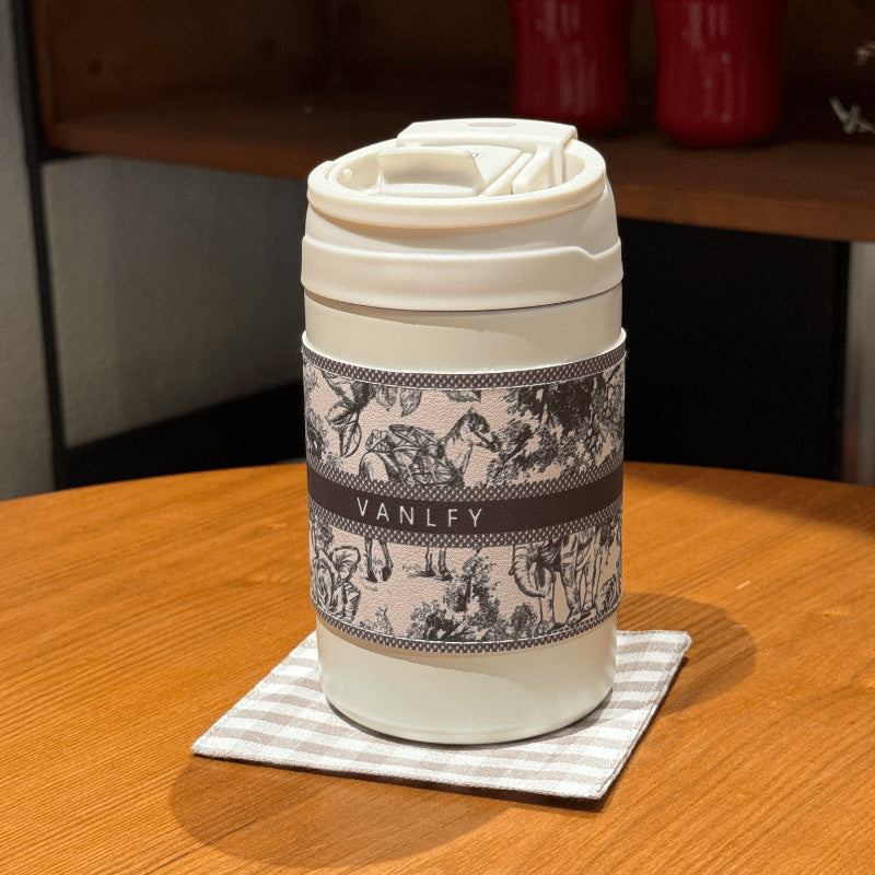 Damen Isolierkaffee-Becher mit elegantem Design und sicherem Deckelsystem Brehn