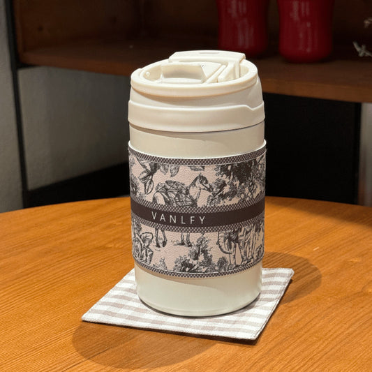 Damen Isolierkaffee-Becher mit elegantem Design und sicherem Deckelsystem Brehn