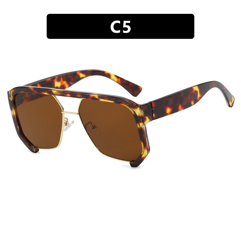 Damen modische Oversized-Sonnenbrille mit eleganter, facettierter Rahmenkonstruktion Brehn
